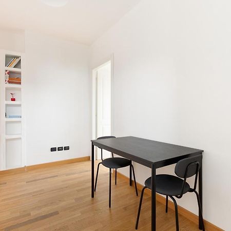 Milan Comfy Apartment X3 - With Balcony المظهر الخارجي الصورة